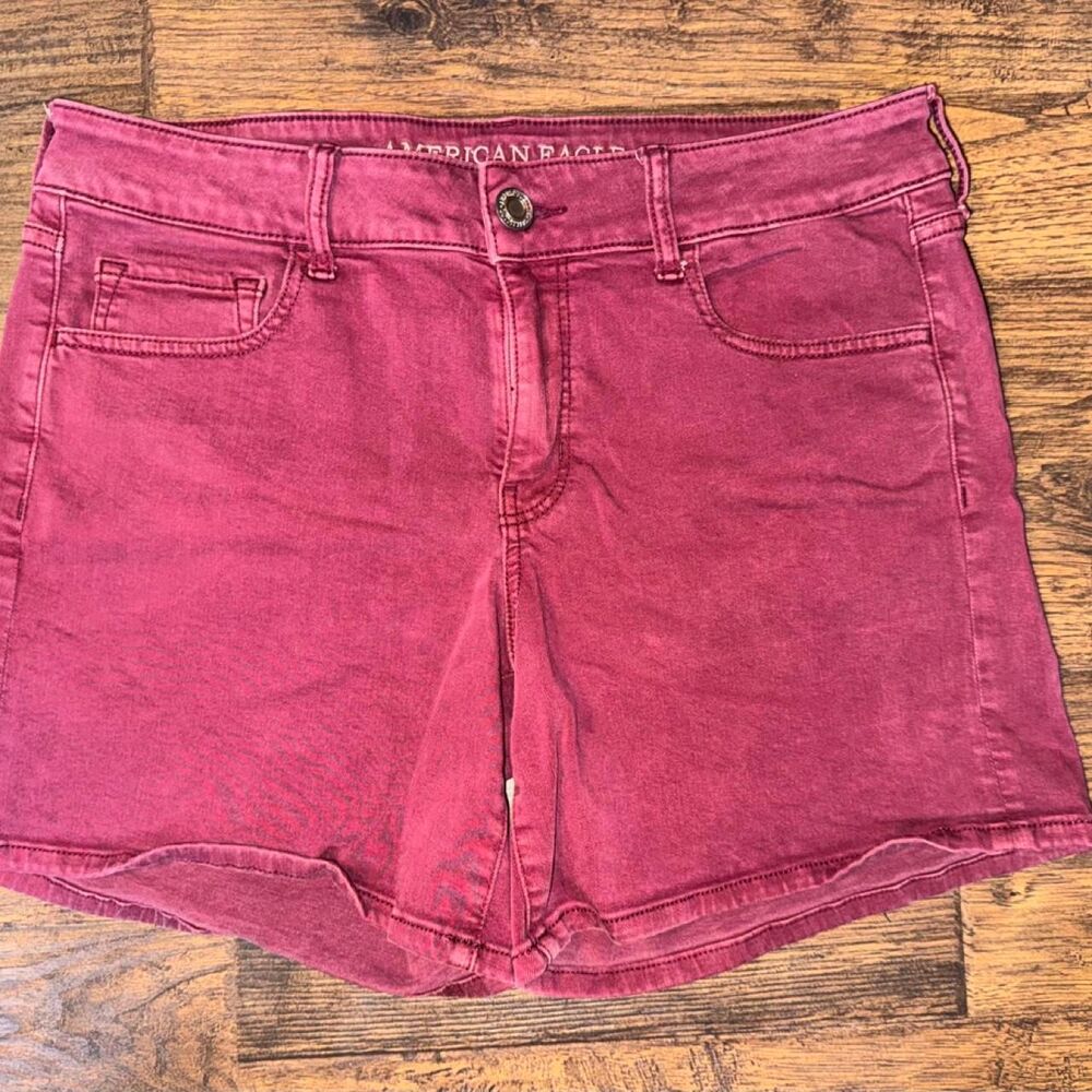 American Eagle Burgundy Midi Shorts Size 14